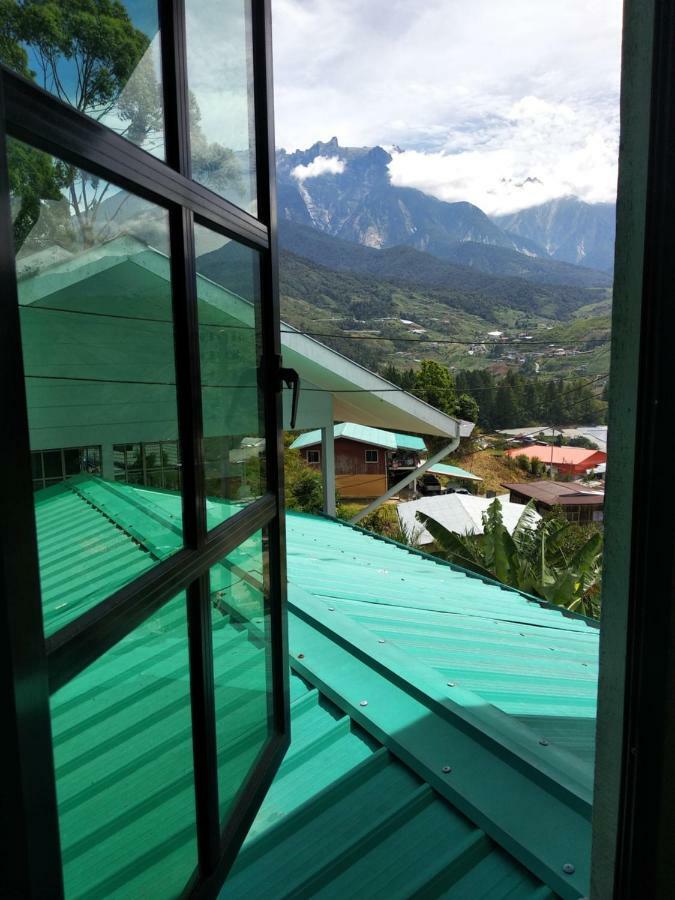Almeera Homestay Kundasang Kampong Kundassan Exterior foto